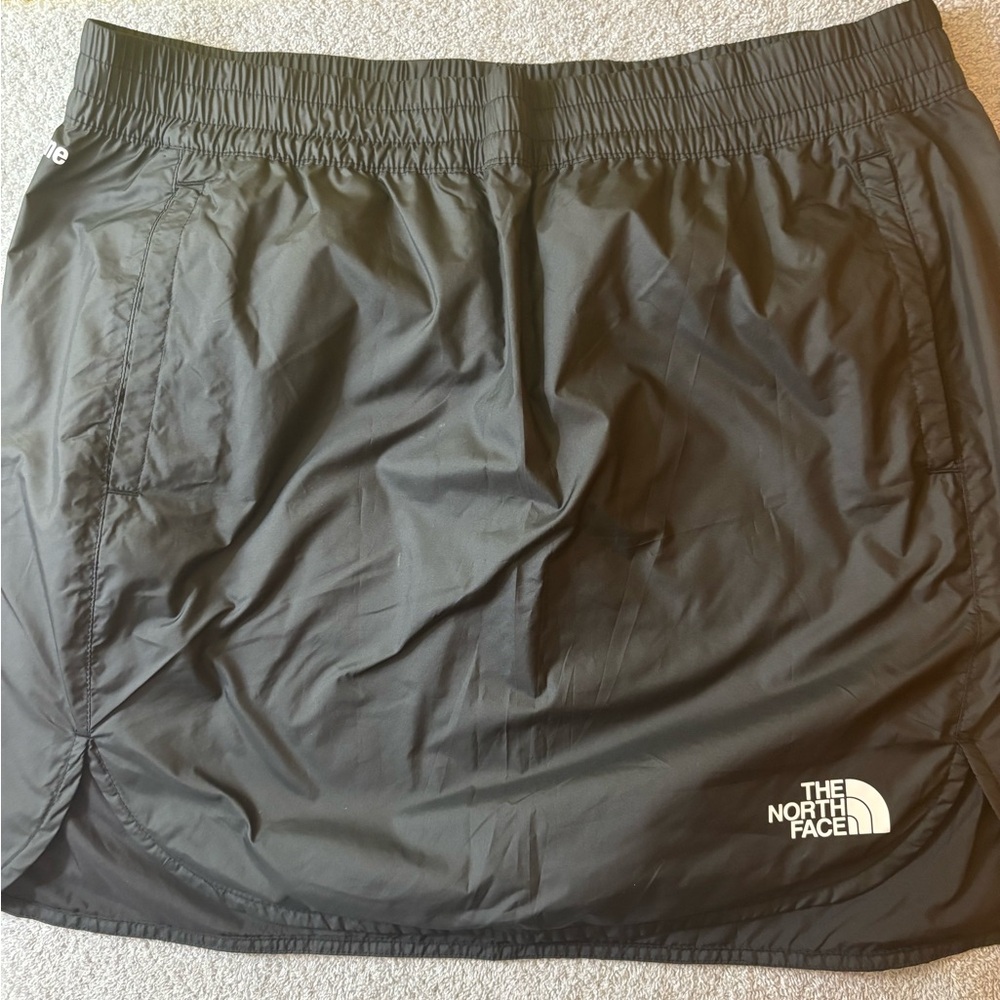 The North Face Women's Black Mini Skirt